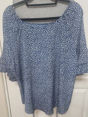 Blue and White Printed Women's Blouse - Relaxed Fit Size Xl